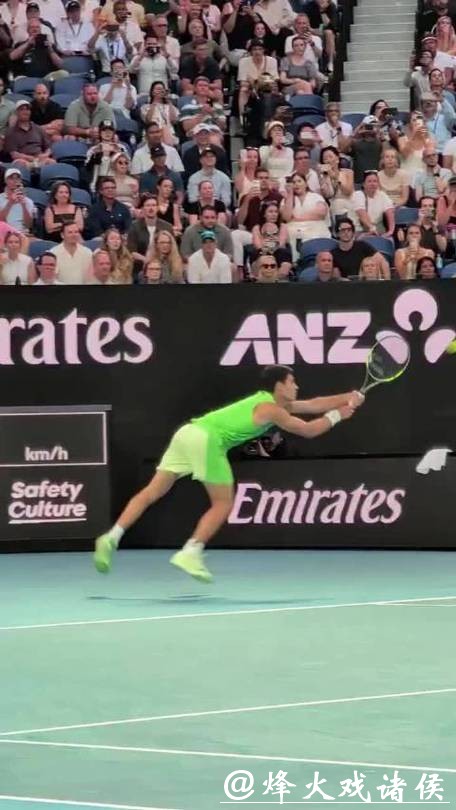 五盘大战不敌阿尔卡拉斯,无缘澳网决赛,兹维列夫为何难过心理关? 五盘大战不敌阿尔卡拉斯,无缘澳网决赛,兹维列夫为何难过心理关?